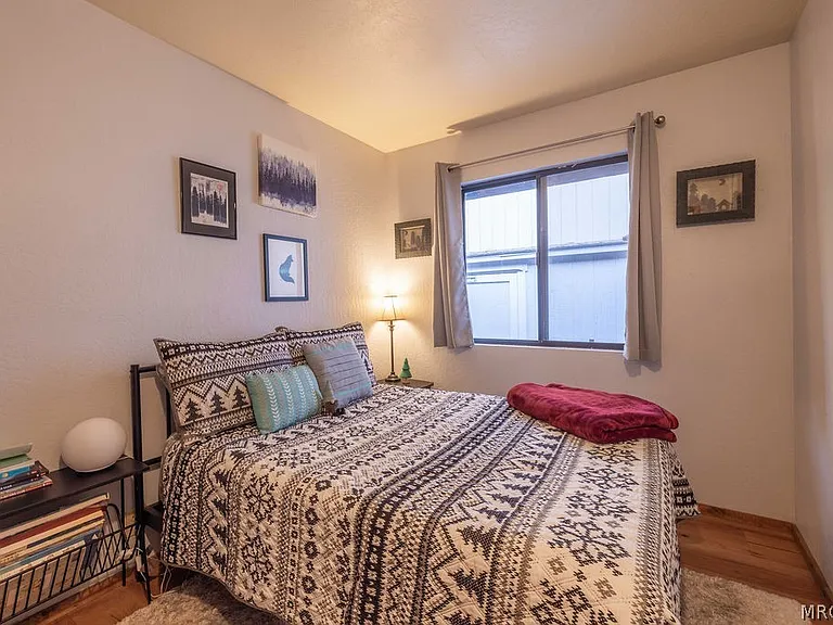 741 Kern Ave — Photo 16