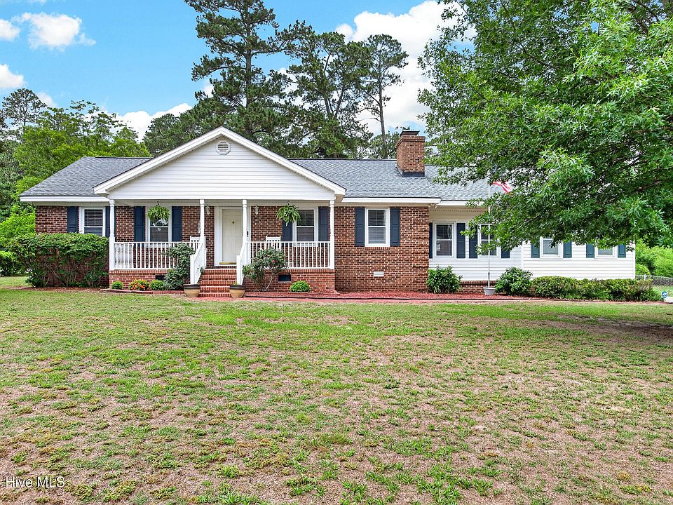 1st image of 206 Crestwood Drive