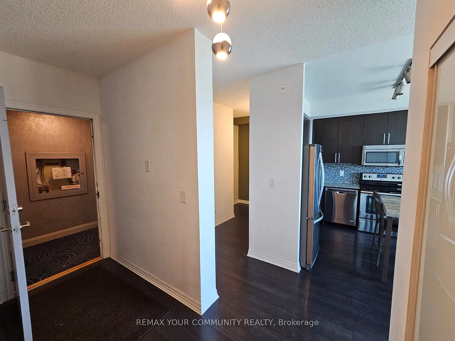 2 bed, $2,100 — Photo 3