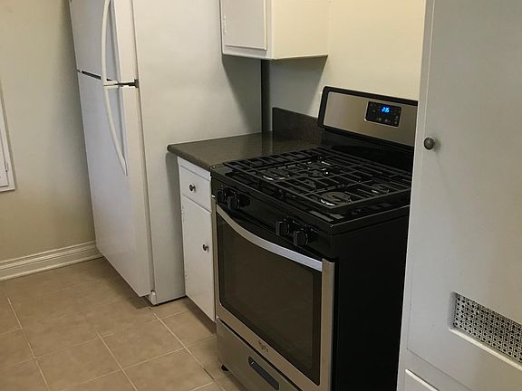 3rd image of 425 Mission St