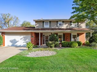 622 69th St, Darien, IL 60561