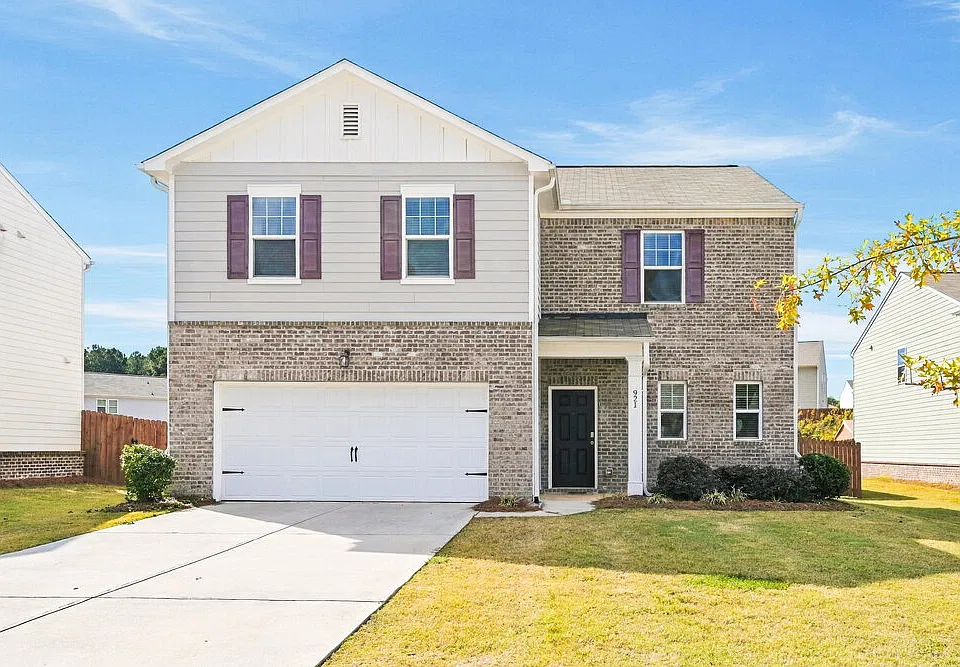 921 Feldman Chase