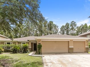 2230 Brian Lakes Dr E, Jacksonville, FL 32221