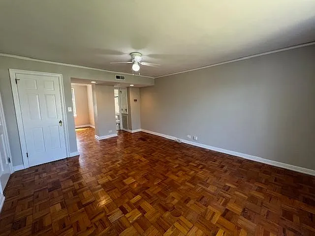 1700 N Elm St #K4 — Photo 5