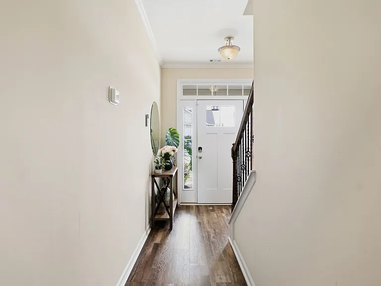 116 Dublin Loop — Photo 4