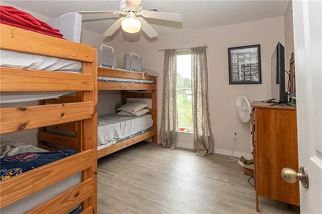 26321 Mildred Dr — Photo 17