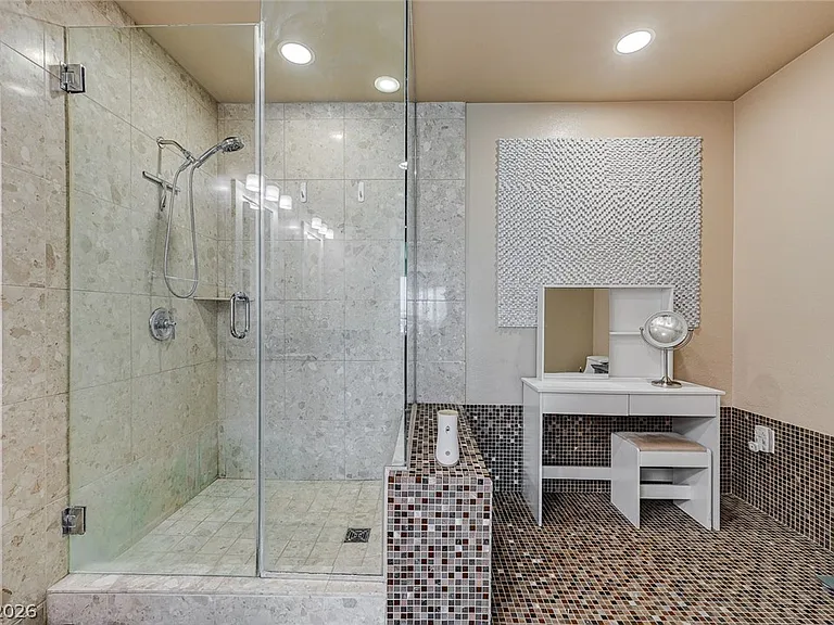 4575 Dean Martin Dr #506 — Photo 31