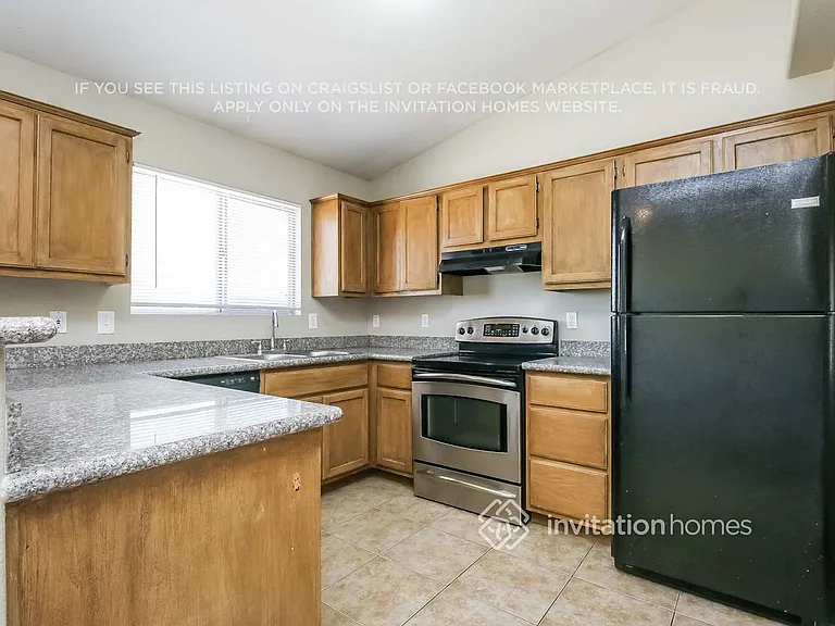 110 N Signal Butte Rd — Photo 8