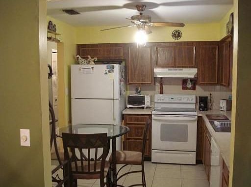 2nd image of 202 Marc St