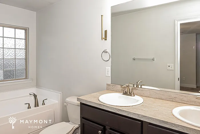 236 Bermuda Lakes Dr — Photo 11