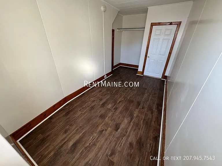 225 Center St #1 — Photo 7
