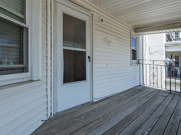 62 Vernal St #3 — Photo 19