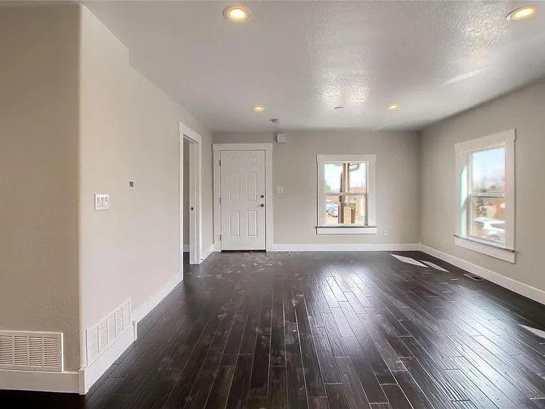5139 Alcott St — Photo 7
