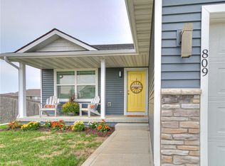 809 SW Timberview Dr, Grimes, IA 50111