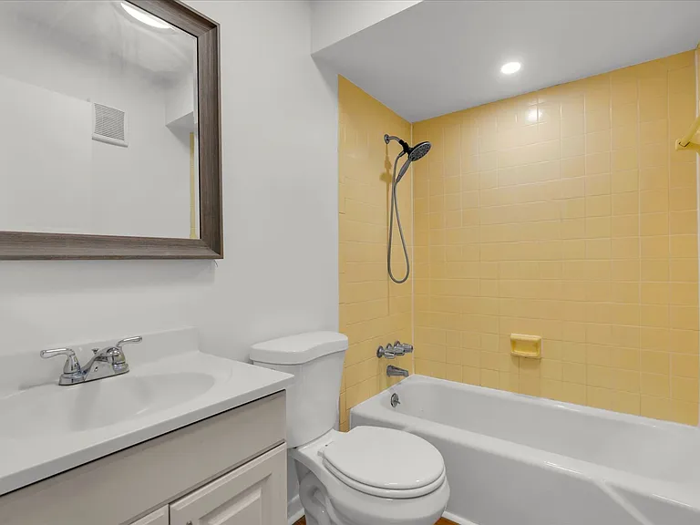 1720 53rd St S #1720 — Photo 10