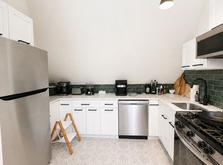 1703 N Washtenaw Ave #2R, Chicago, IL 60647