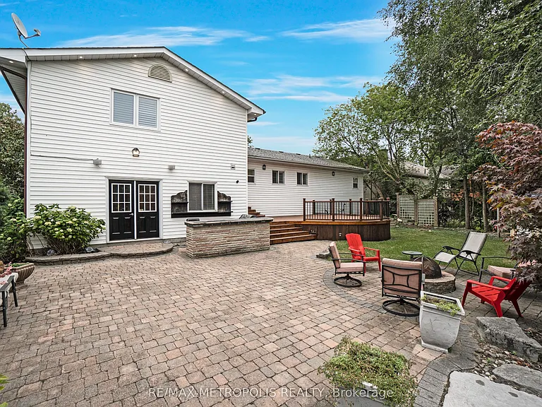 1872 Appleview Rd #MAIN — Photo 12