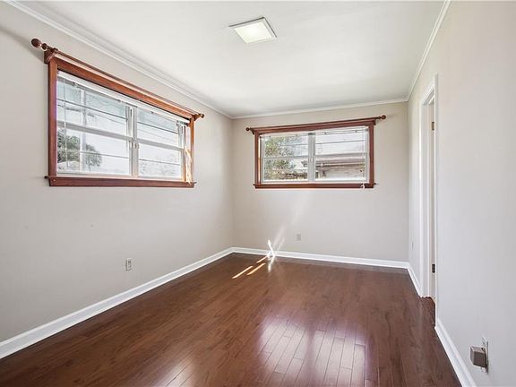 5th image of 1604 Eisenhower Ave