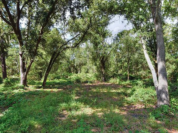 2nd image of SE 33RD STREET LOT 3