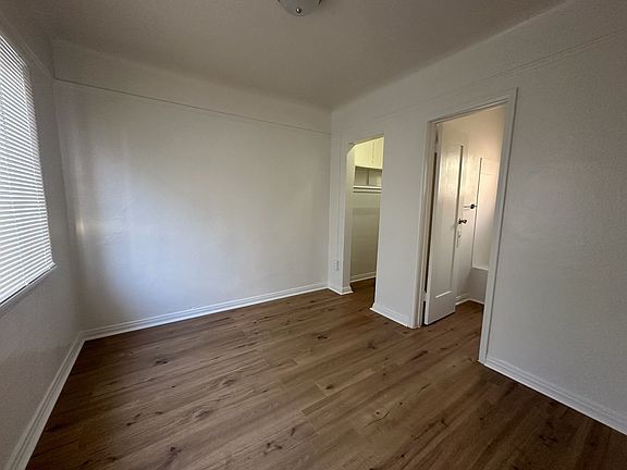 4th image of 2351 Chestnut Ave APT 5