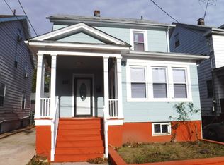 217 Lawrence St, New Brunswick, NJ 08901