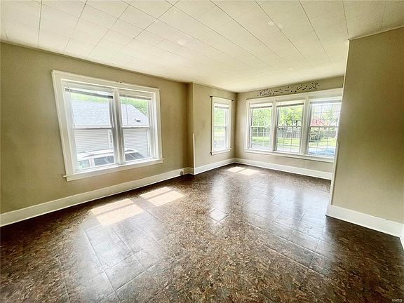 2nd image of 2406 Edison Ave #1B