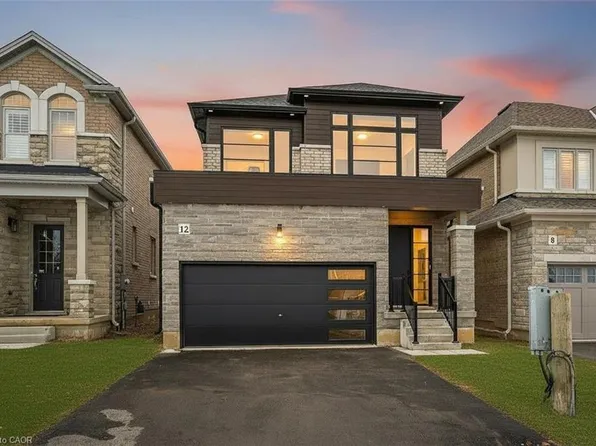 12 Shady Oaks Trl, Hamilton, ON L9B 0E9