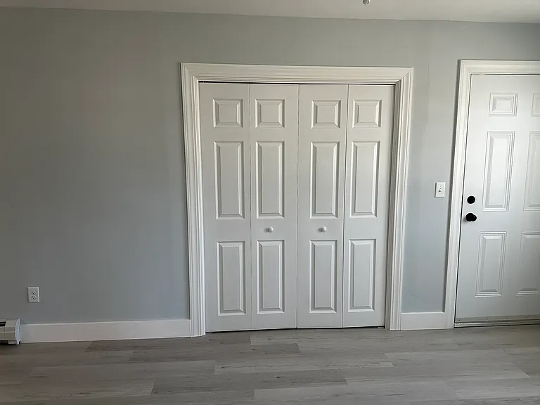 1167 Phinneys Ln #7 — Photo 2