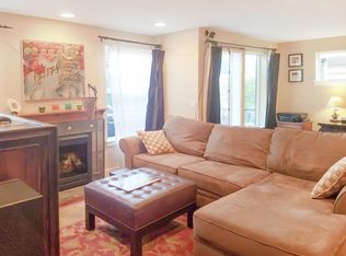 4423 44th Ave SW UNIT B, Seattle, WA 98116