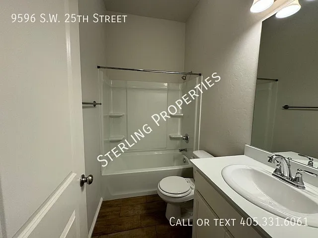 9596 SW 25th St — Photo 12