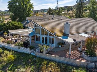 16355 Rocky Glen Rd, Perris, CA 92570