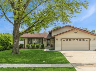 624 Oxford Ct, New Lenox, IL 60451