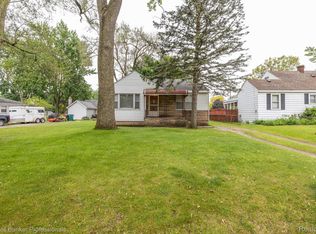 36831 Porter St, Romulus, MI 48174