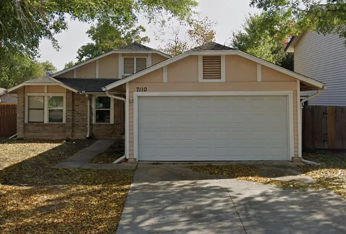 7110 Fallen Trail Dr