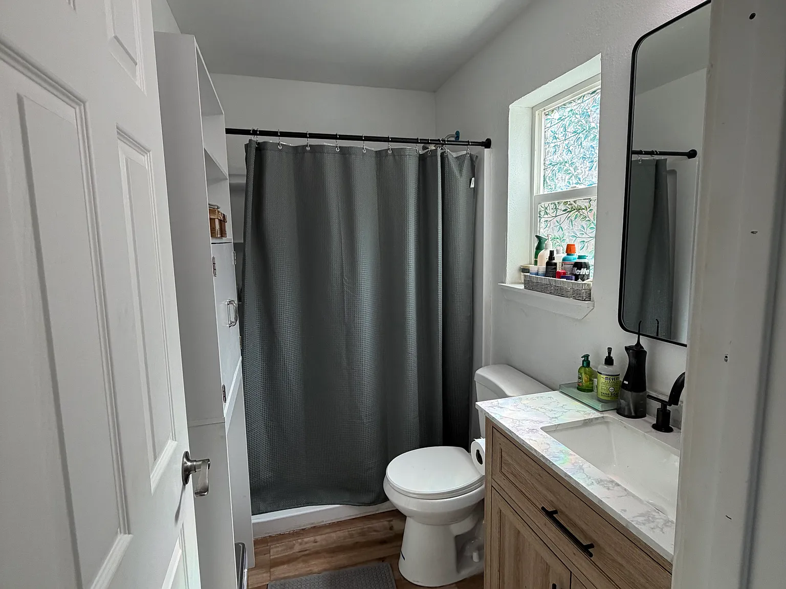 1 bed, 588 sqft, $2,400 — Photo 3