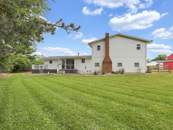 4th image of 2637 Vanatta Rd