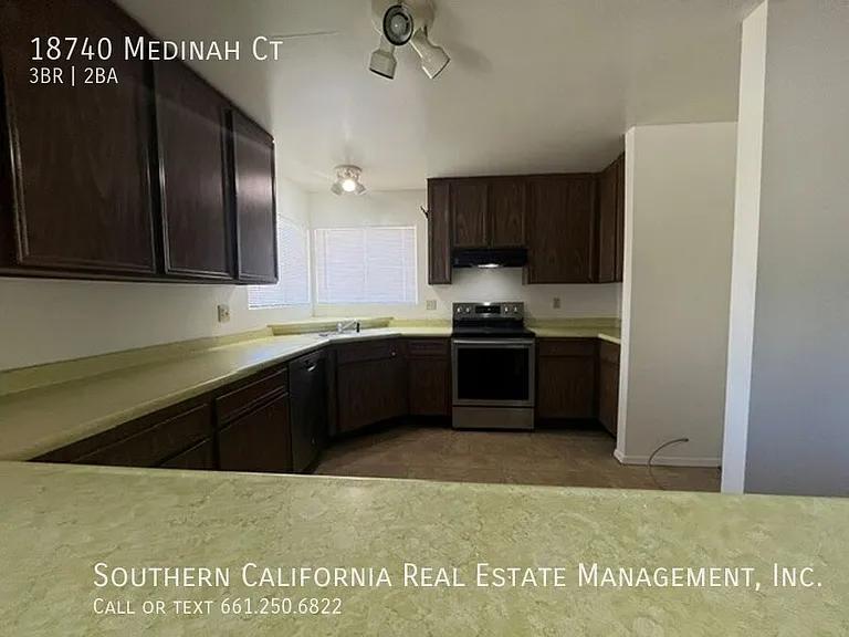 18740 Medinah Ct — Photo 7