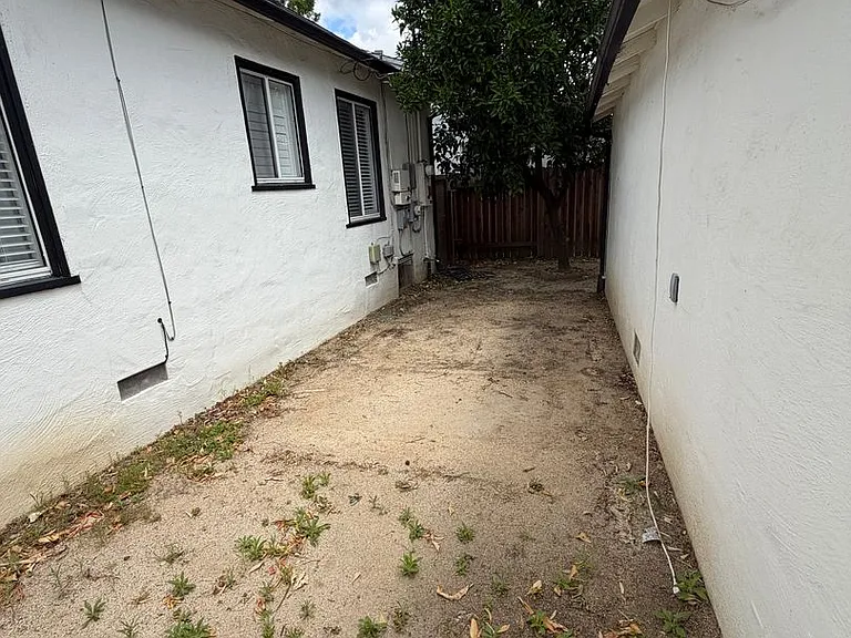518 Fremont Way — Photo 26