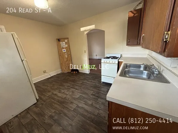 204 Read St #A, Evansville, IN 47710
