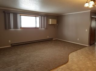 1004 N Union Ave #7, Fergus Falls, MN 56537