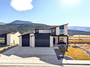 2549 W Black Sage Dr, Cedar City, UT 84720