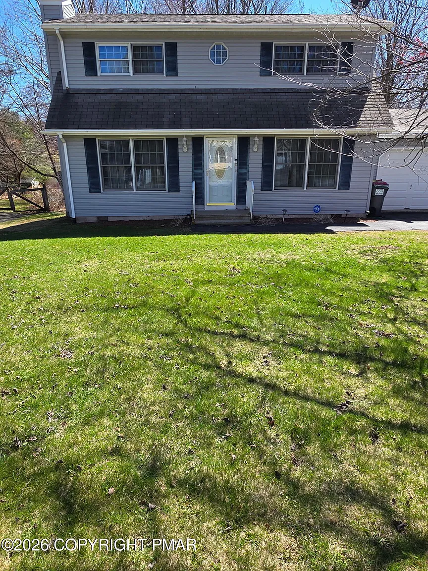 139 Fergus Way photo 1