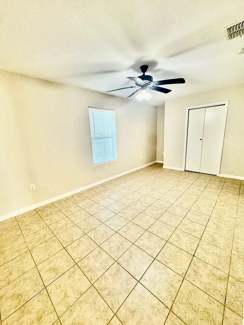 All Bill Included-2 Bedroom / 1 Bath Rental Southside Neighborhood — Photo 4