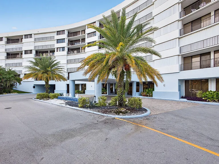 1300 S Highway A1a Hwy #119 — Photo 45