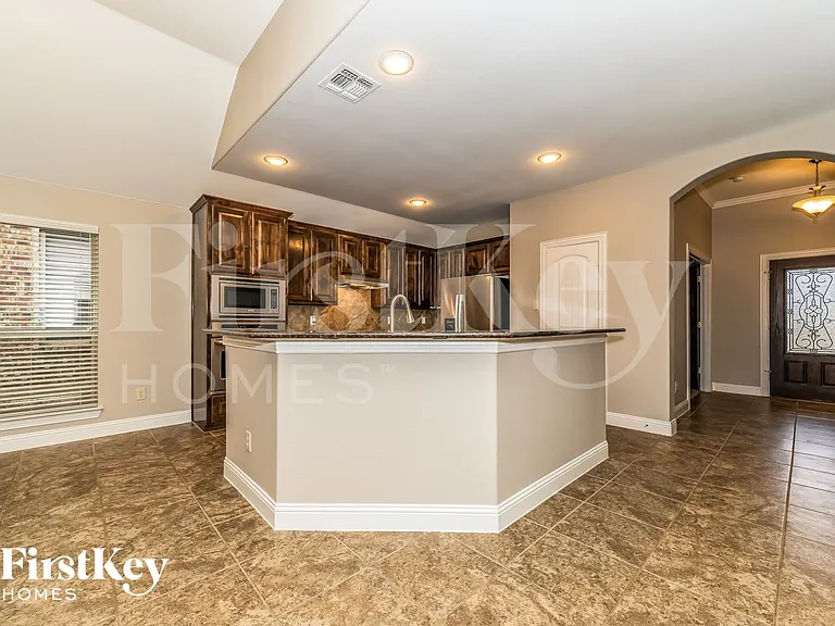 151 Charleston Ln — Photo 14