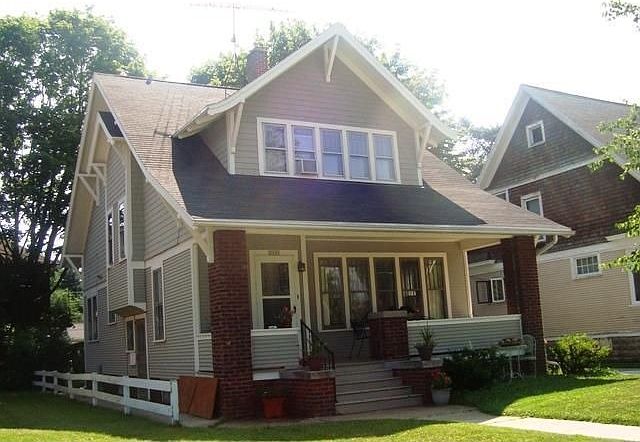 1st image of 2125 N 7th St