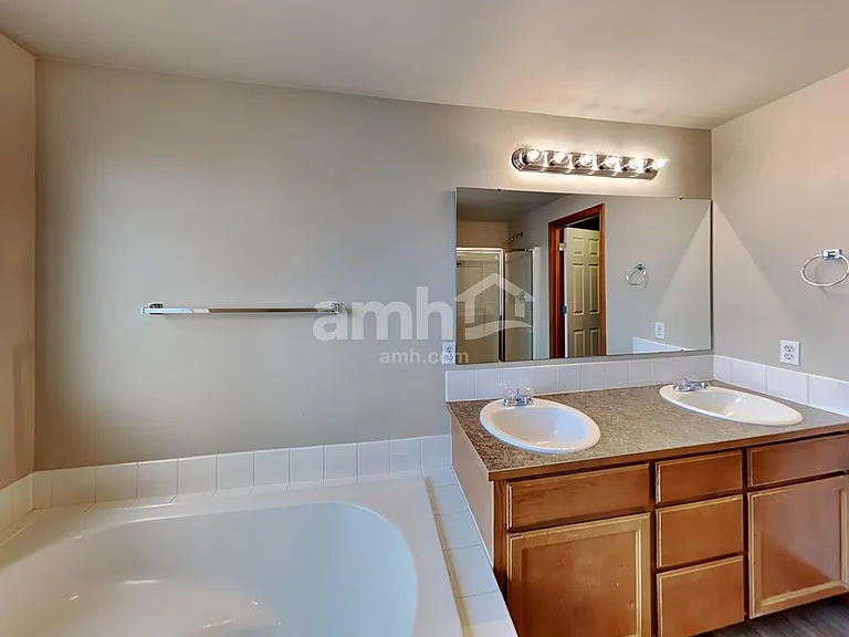 16617 53rd Avenue Ct E — Photo 12