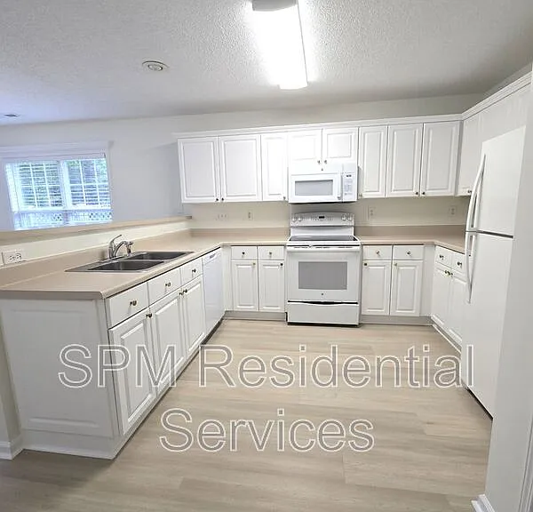 5005 Woods Edge Rd — Photo 4