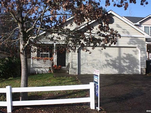 2nd image of 3971 Pringle Creek Ct SE