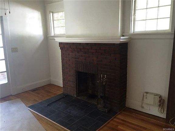 2nd image of 5107 Lochaven Ave